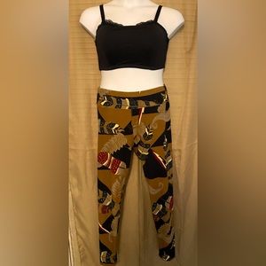 LuLaRoe TC Feather Leggings